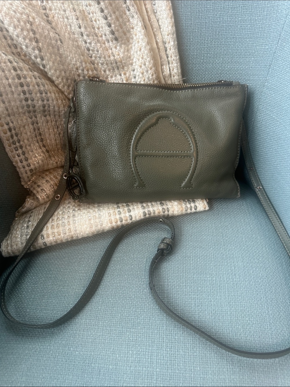 Etienne Aigner Green Leather VTG crossbody Bag